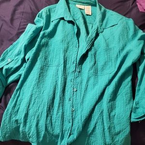 Size 18/20W turquoise button down shirt.